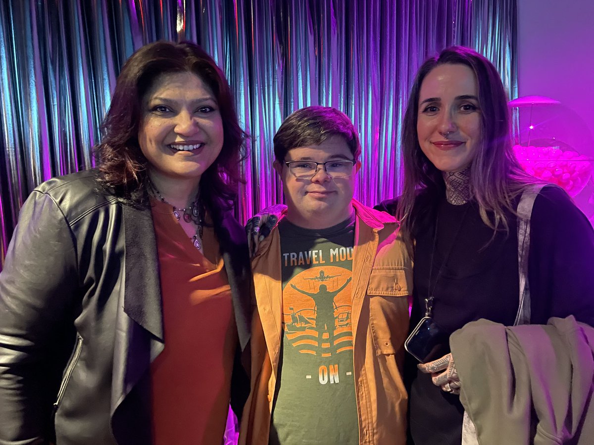 Downs & Towns 📷 tweet media