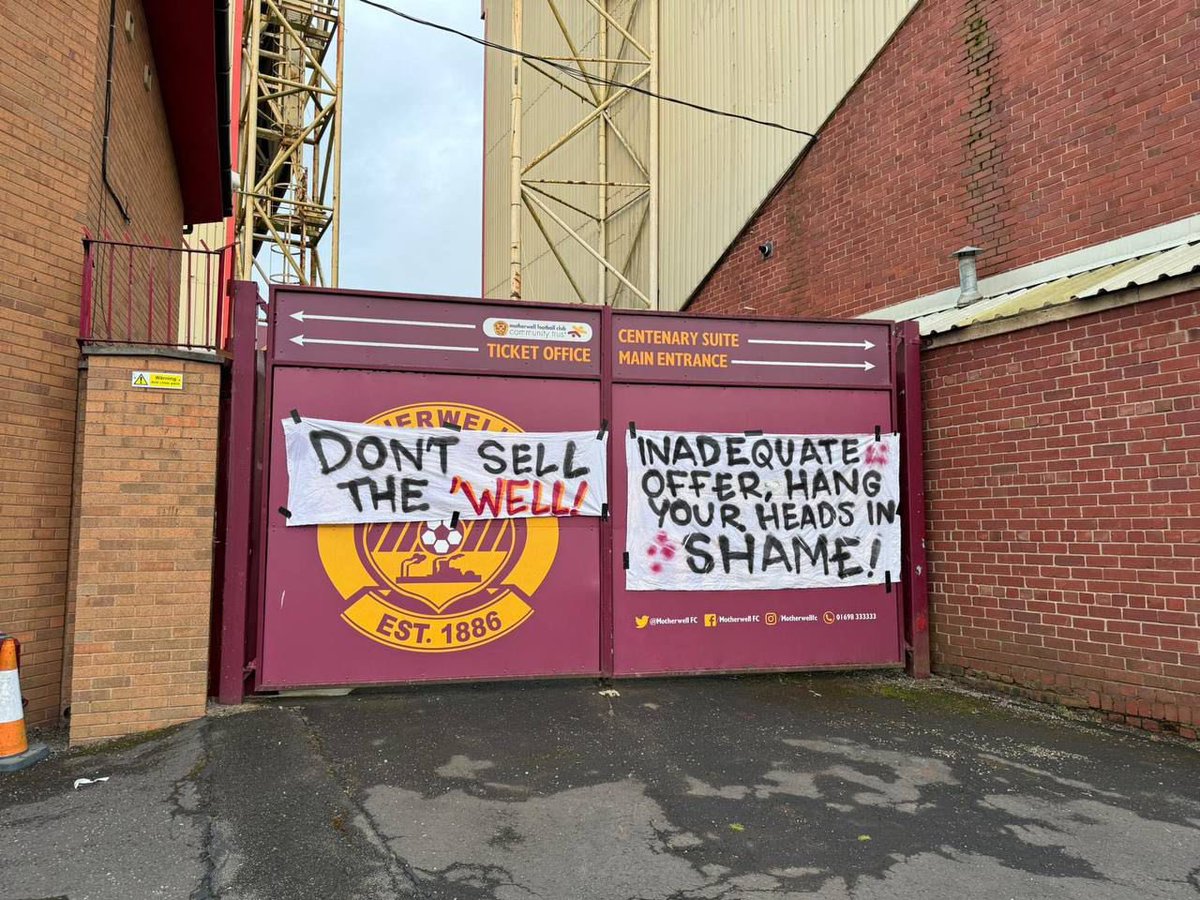 Derek Watson tweet media