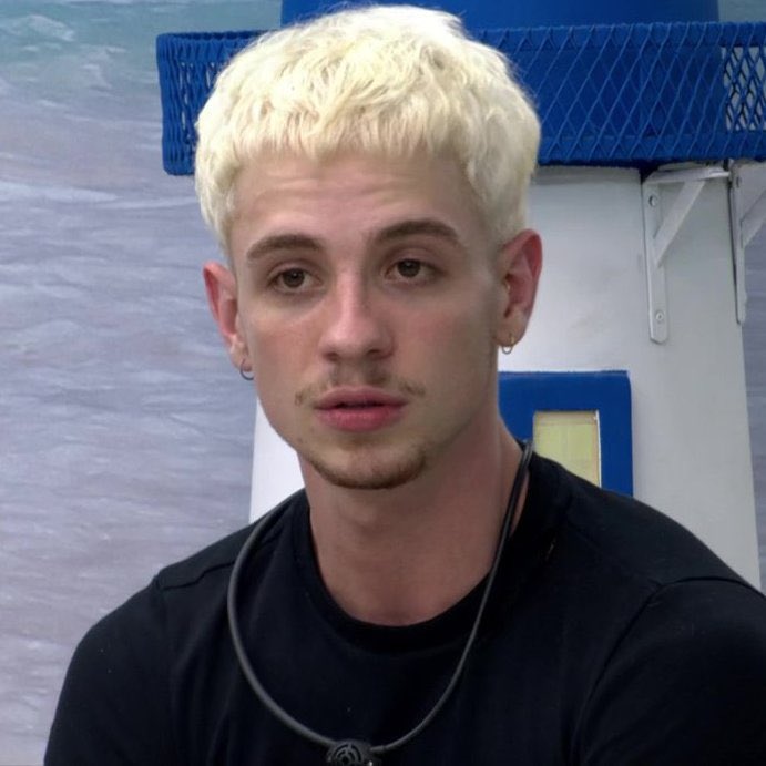 Senhorita Bira tweet media