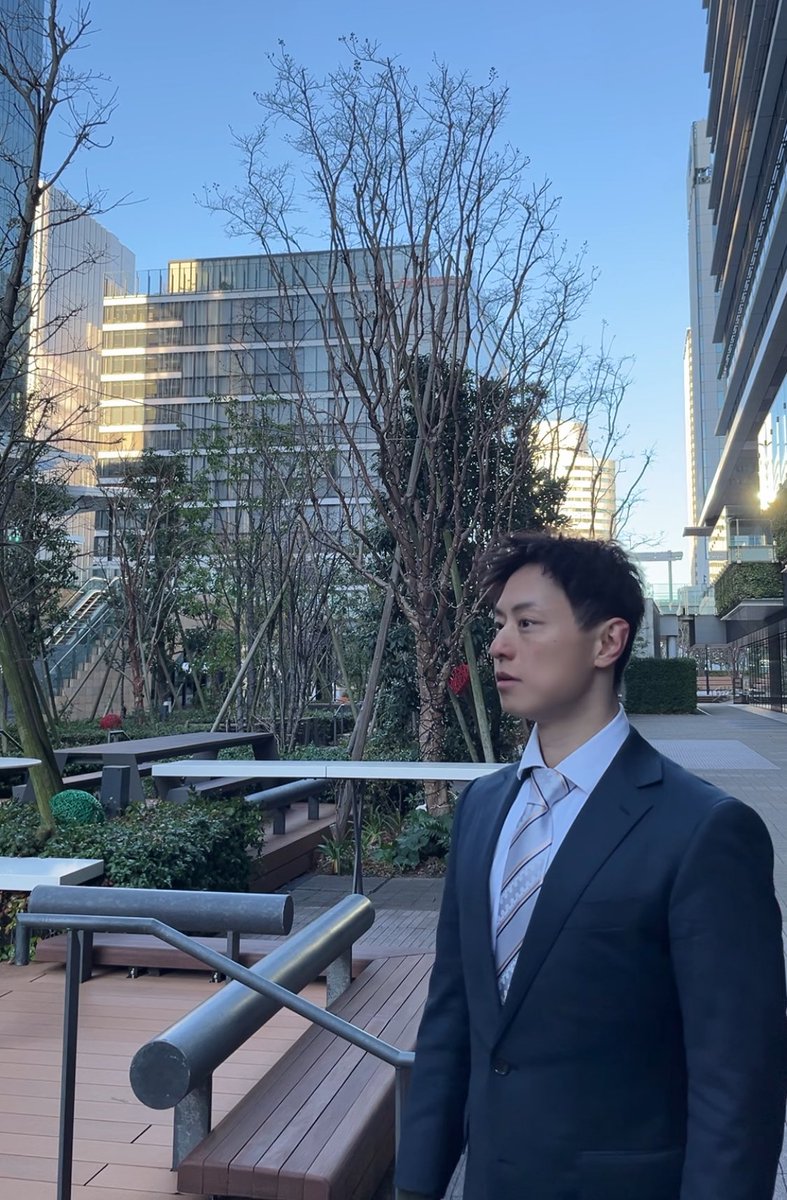 介の助 tweet media
