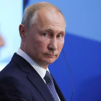 anubi77787292's tweet photo. Quest'uomo e i 25 anni, anzi 26 ,che ha dedicato alla rinascita della Russia dalle ceneri merita il massimo rispetto, e da me ce l'ha sempre avuto ,da molto tempo https://t.co/DCvVFgcnHc