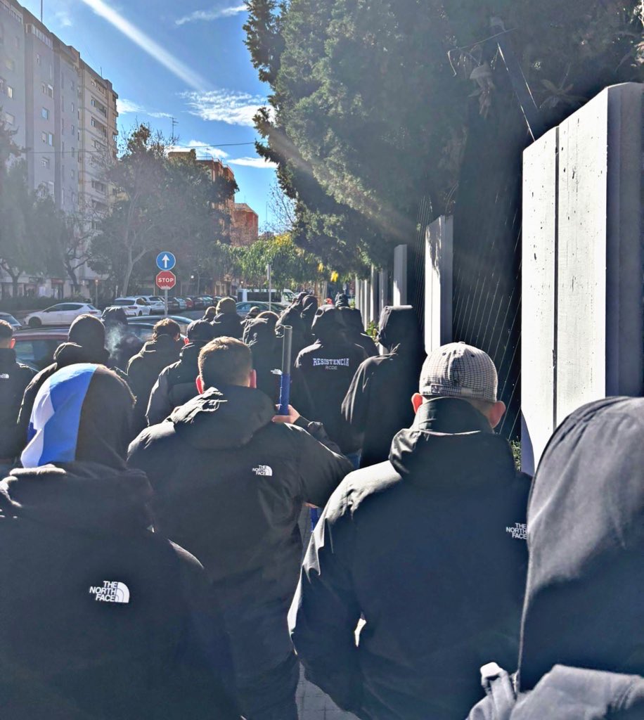 cefdebcn tweet media