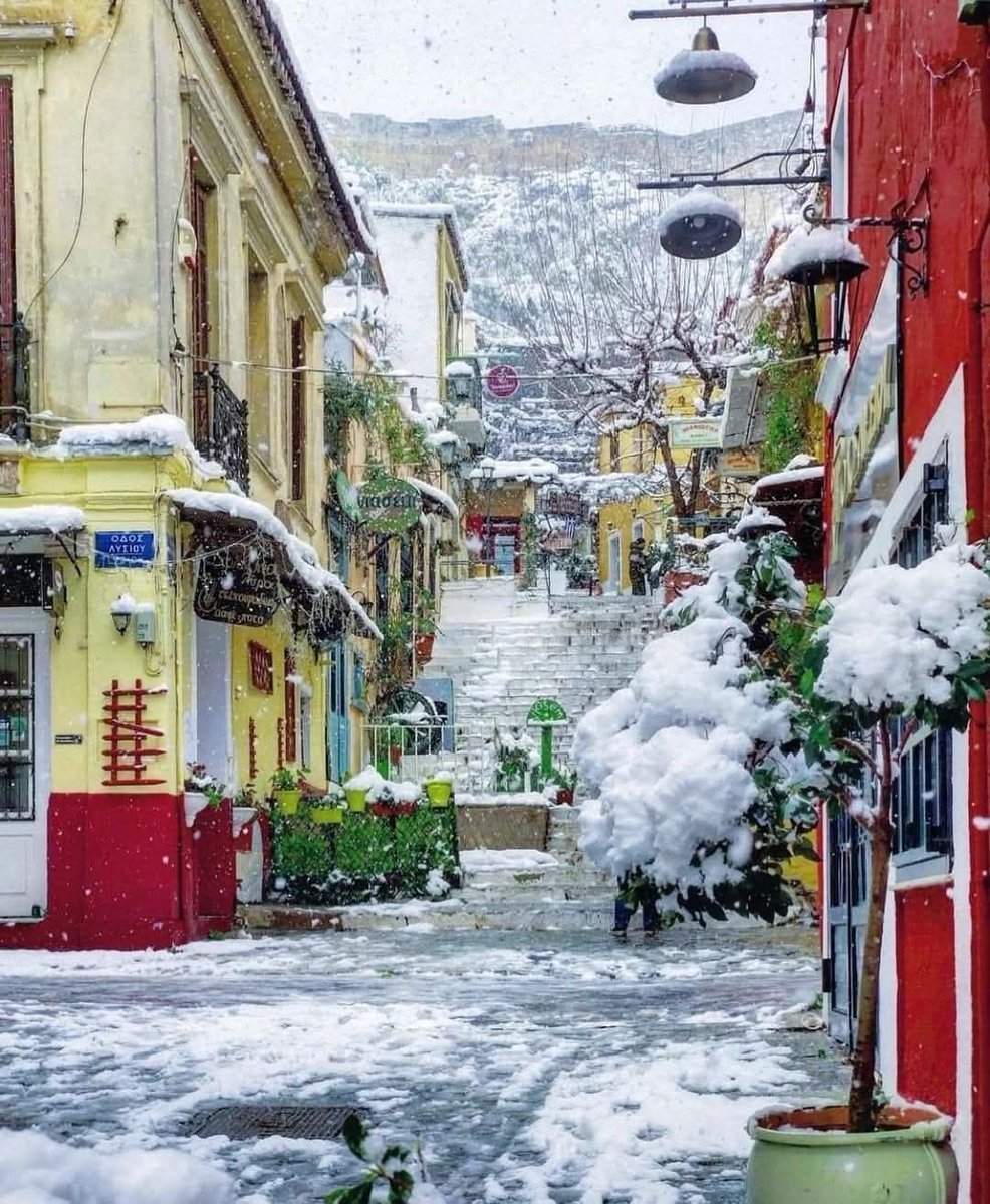 A Snow Covered ......"Plaka" in Athens (Greece) 
#travelphotography @Luxury #Greece
