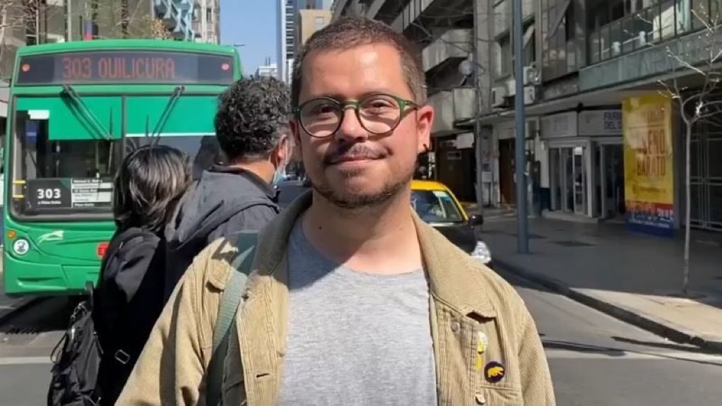 No se olviden que durante 4 años esta ordinariez fué embajador