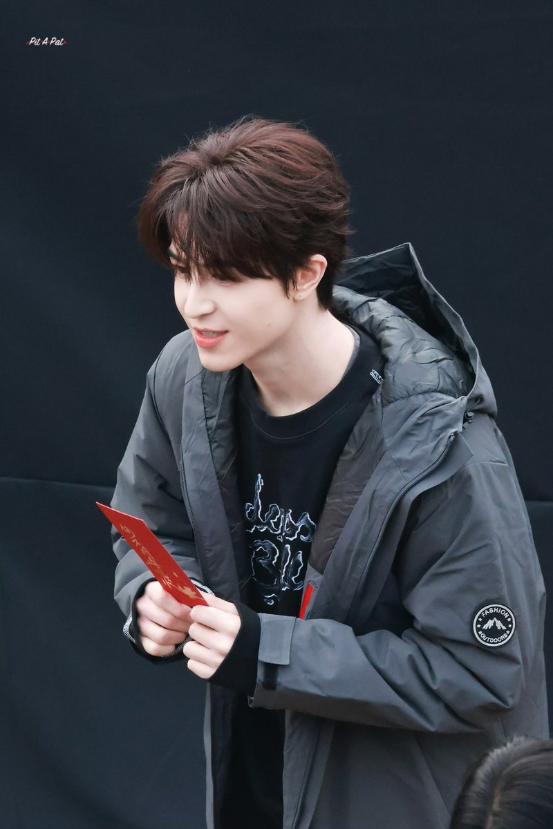 ohehwithpatrick's tweet image. จากที่แพท ootd ให้เราดู พยายามหาคอนเท้นส่งเพลงทุกคืนวันอาทิตย์ เพื่อจะรักษาแฟนคลับ จนมาวันนี้ งานพิธีเปิดกล้องซีรีส์ที่สุดแสนจะยิ่งใหญ่ แพทสู้มาตลอด ขอบคุณเจ้าปลาดาวทุกคนที่อยู่กับแพทจนมาถึงวันนี้ รักแพท ภูมิใจในตัวแพทมากๆคับ

Patrick Dancing With The Tide🥳
#แพทริคเปิดกล้องDWTT