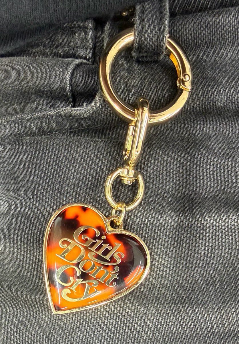 Girls Don't Cry の新作コレクションが国内1月26日（月）9:00 までWEB