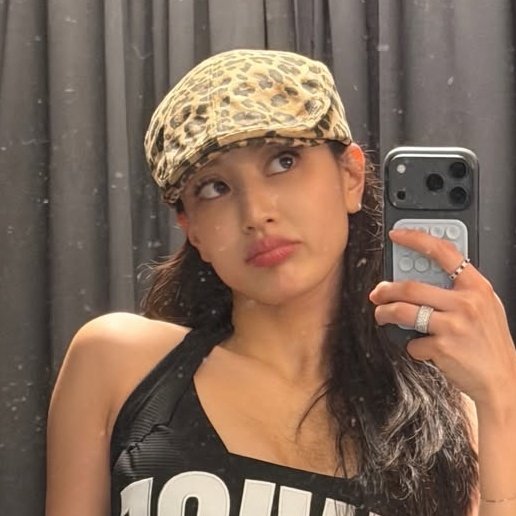 hyonicorn's tweet photo. this pouty babie 😗 https://t.co/fnU4CKDuzS