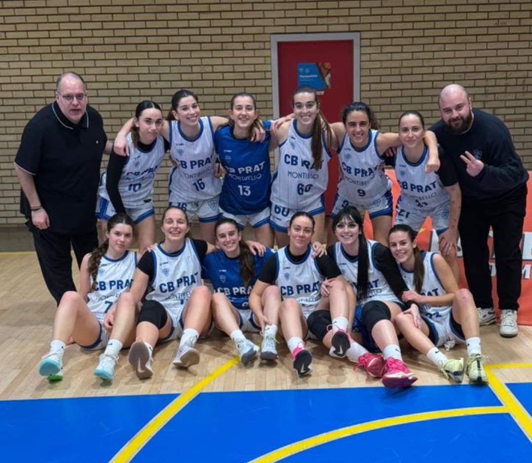 Ver esas caras, de esa manera, no tiene precio. Seguimos, que esto es muy largo. Feliz. <a href="/CBPrat/">Club Bàsquet Prat</a> <a href="/entrenadormv/">Maury Varela</a> <a href="/ainatrigueros/">Aina</a> <a href="/gemmasagmar/">Gemma Sagristà</a>