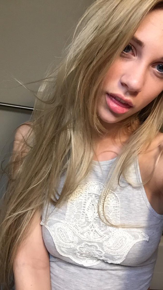 B0pNextDoor's tweet photo. hey hey! its been awhile! 

#nsfwtwt https://t.co/8JcKNRoLWI