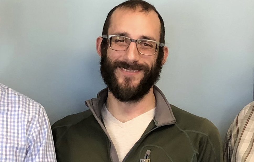 AasmaShaukatMD's tweet image. One of my former research assistants was killed by ICE in Minneapolis today😢

Alex was the kindest, sweetest human and a ICU nurse with a bright future ahead of him 
May his soul rest in peace  and this senseless carnage stop💔