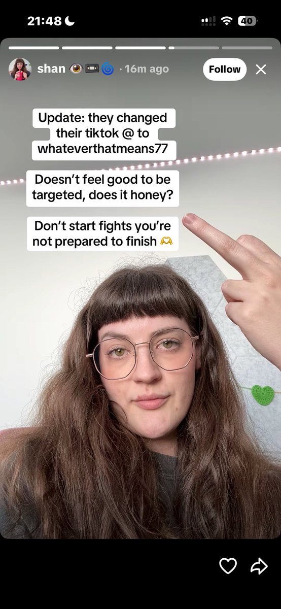 madswasnthere's tweet photo. She's also mass-reporting critics as "harassment" while: -Sharing their handles to her followers 
-Saying "happy blocking" (siccing followers on them) 
-Deleting all dissent, weaponizing her platform while claiming victimhood. Classic DARVO. https://t.co/cwen0T5TNo