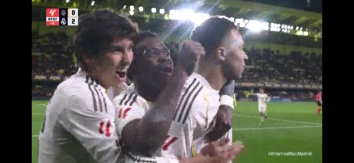 GOAL!!!!!!!⚽️⚽️
Mbappé 90+4'
Villarreal O-[2] Real Madrid Kylian