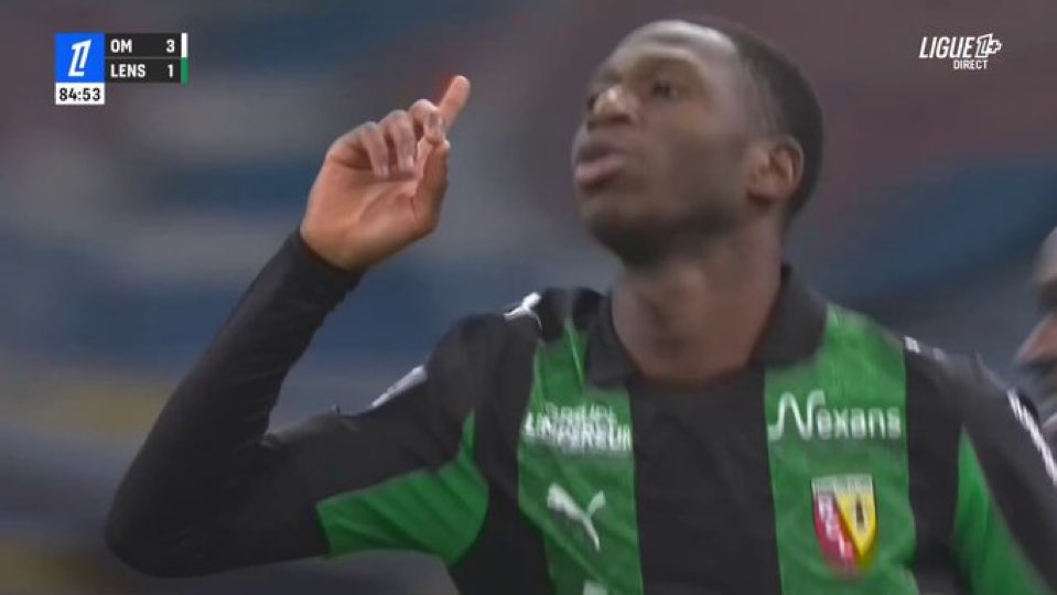 FootActu_2's tweet image. ⚽️ BUUUUUUUUUUT DE RAYAN FOFANA QUI RÉDUIT LE SCORE !!! ❤️💛

MARSEILLE 3-1 LENS