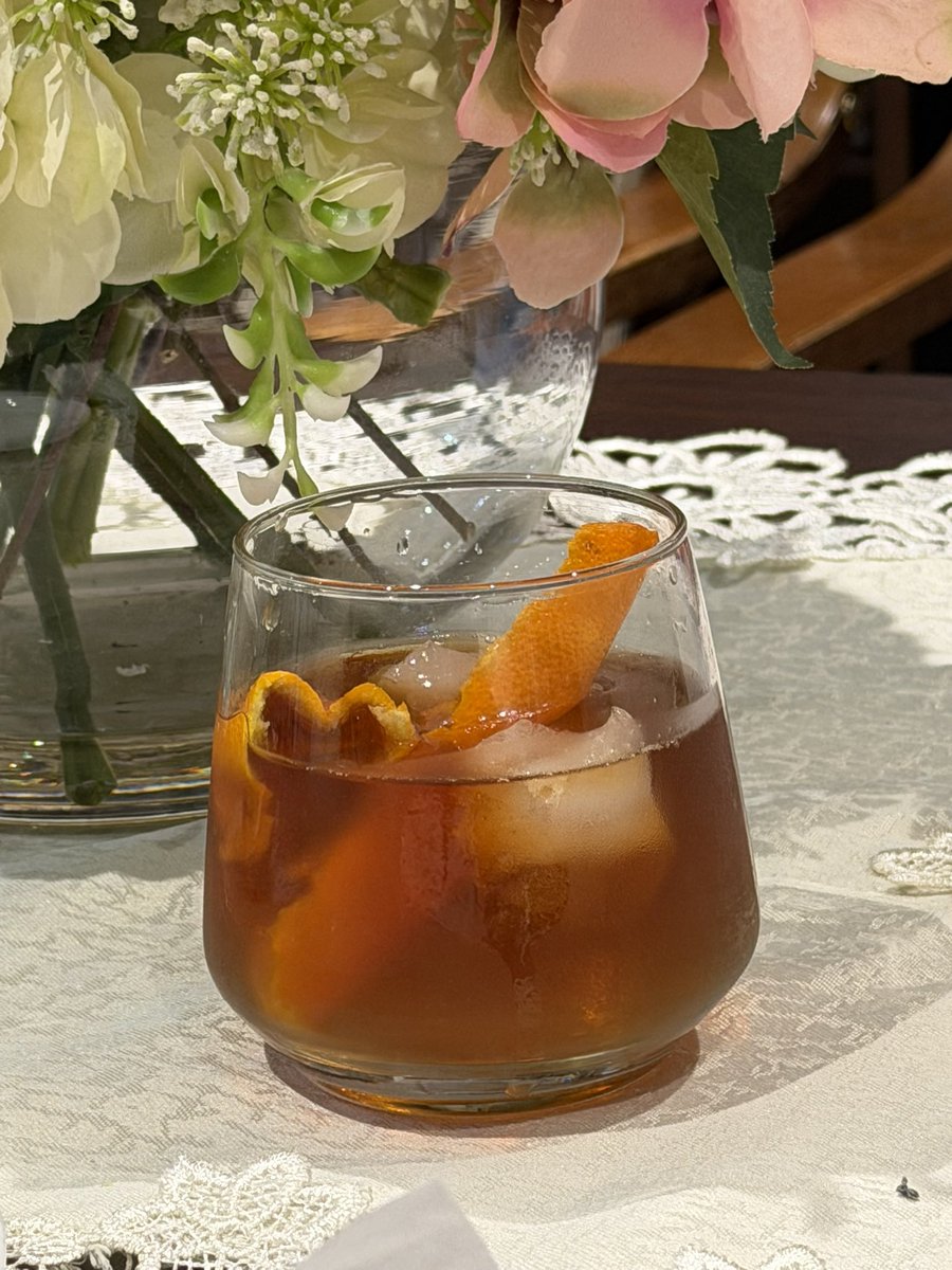 Majuch73's tweet image. Państwa i @MakeMak21449200 zdrowie,🥃#OldFashioned