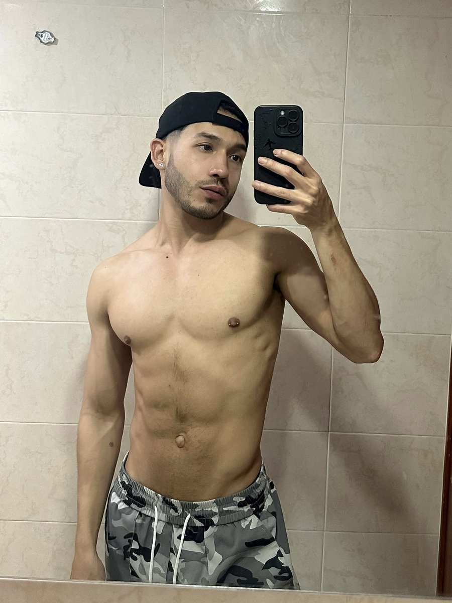 cheogxx's tweet photo. Mi Cali que bien me sientas 😍 https://t.co/B68FRqExQU