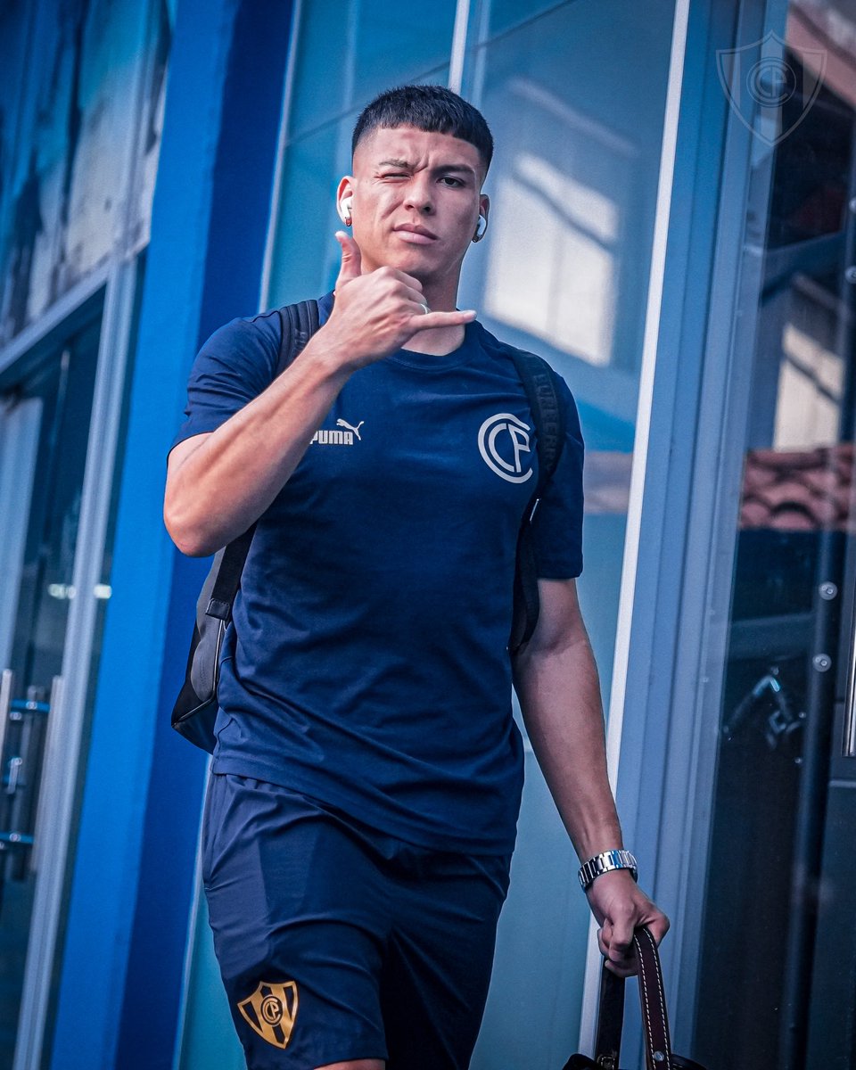 ¡Llegó el Ciclón! 🌪️

Nuestro plantel ya se encuentra en el ueno La Nueva Olla ⚽💪🏟️