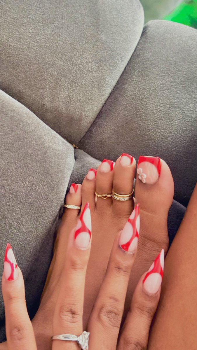 THEE MF BABY tweet media