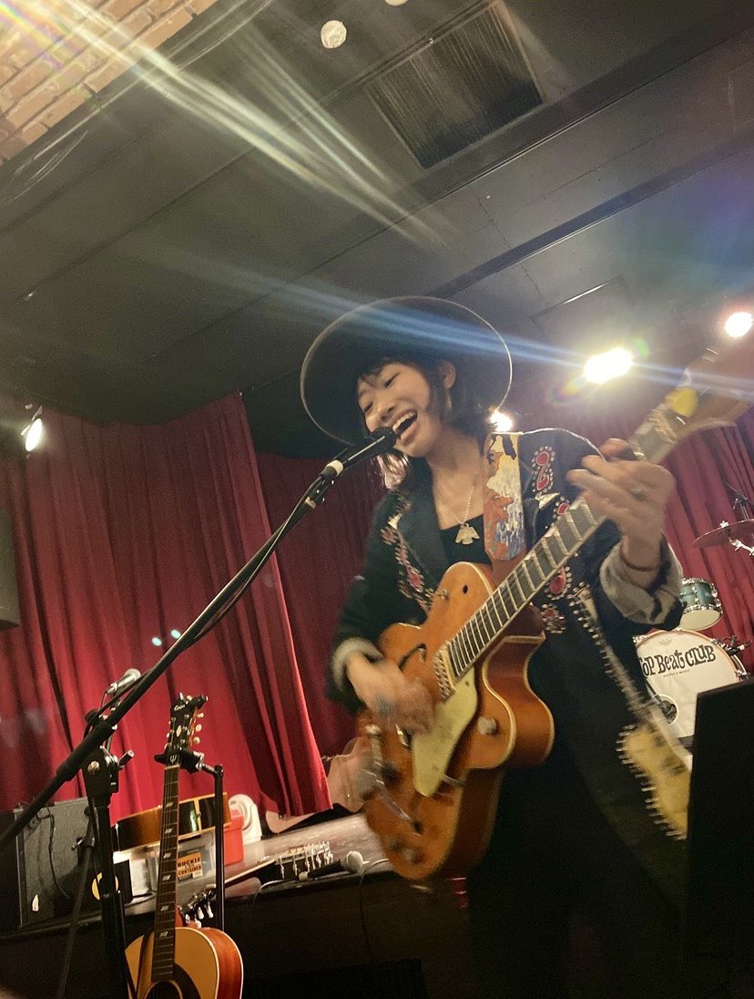 ちーちゃん ジャンボー！！🌈🍀︎ ⁡ ちーちゃん今日で14歳になりました！！ 1年っ