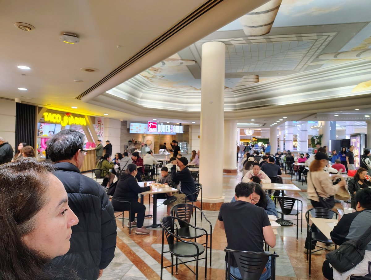 Selena Chu tweet media