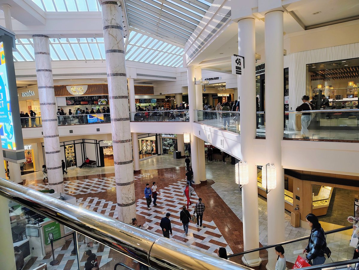 Selena Chu tweet media