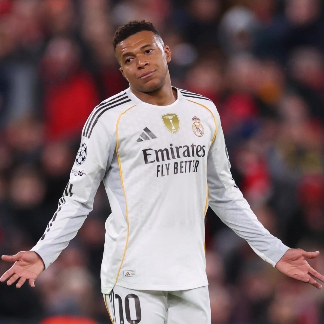 إليان tweet media