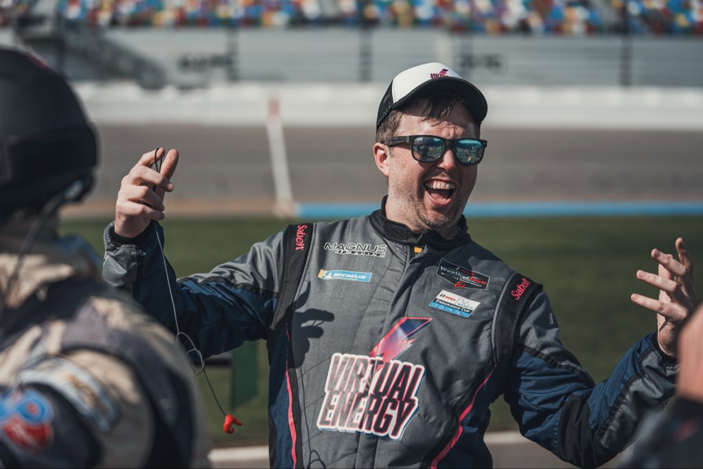 Magnus Racing tweet media