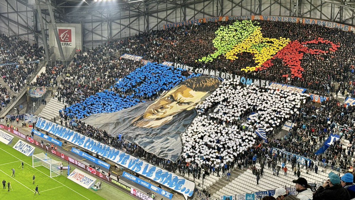 VGCU84's tweet image. #OMRCL « Ils n’aiment pas comment je vis le stade… Mais je ne sais pas faire autrement! » #Depuis1984 #LibertéPourLesUltras #FuckLFP 
🔥🔥🔥