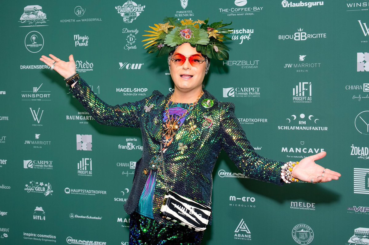 Verena Kerth, Lutz van der Horst, Lucy Diakovska, alles schön und gut, aber wo ist eigentlich unsere <a href="/JULIANSTOECKEL/">JULIAN F.M. STOECKEL</a> ?#IBES