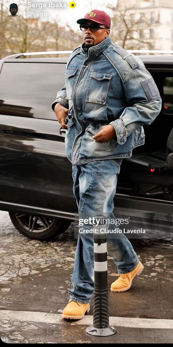 D. White (@iamdemoreay) on Twitter photo 