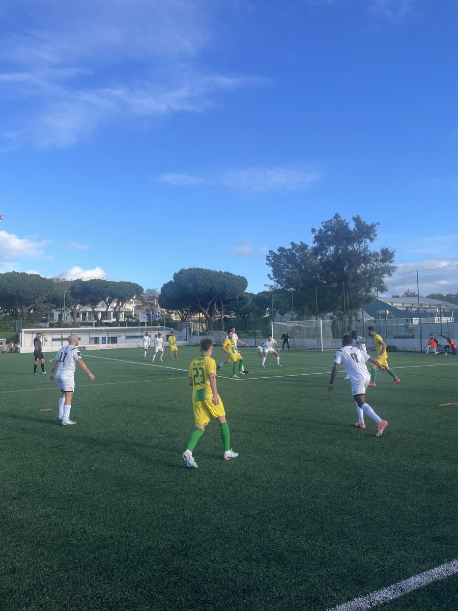 ScranKickers's tweet photo. CDR Quarteirense - UD Messinense 🇵🇹 

📍 Estádio Municipal de Quarteira No 2
🎟️ 5€
⚽️ AF Algarve 1 Divisão (5. Liga)
👤 ?? 
🥅 1:0 
🌭 / https://t.co/SYmTqoT0Cp