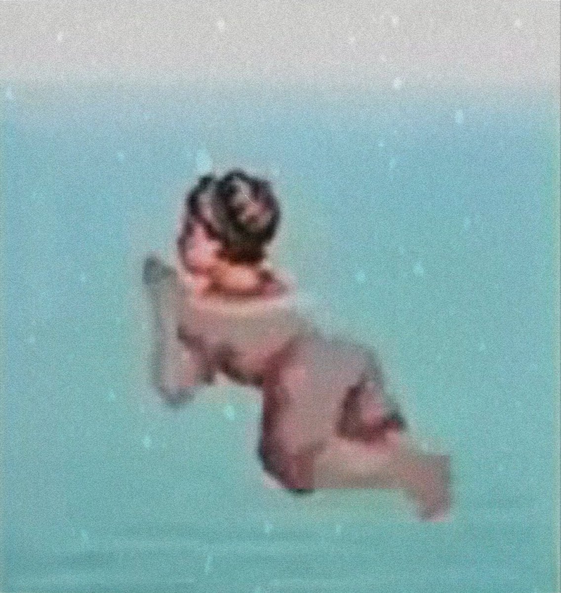 Essential_Films's tweet image. Water ripples calmly around a figure partly submerged in water, performing the breaststroke. In “The Lady Swimmer” (1878), Émile Reynaud continued his experiments with colour layering to fascinate the viewer with the beauty of animation. The...
Continue at essential-films.co.uk/film/the-lady-…