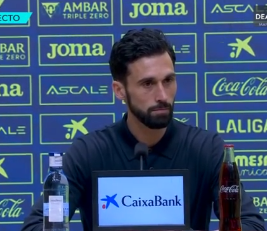 TouchlineX's tweet photo. ❗️We haven't seen a Real Madrid this serious in a long time.

🚨🗣️ Alvaro Arbeloa: "We saw it on Wednesday. Are 3 days a long time to you?" https://t.co/iZ70WsYrqi