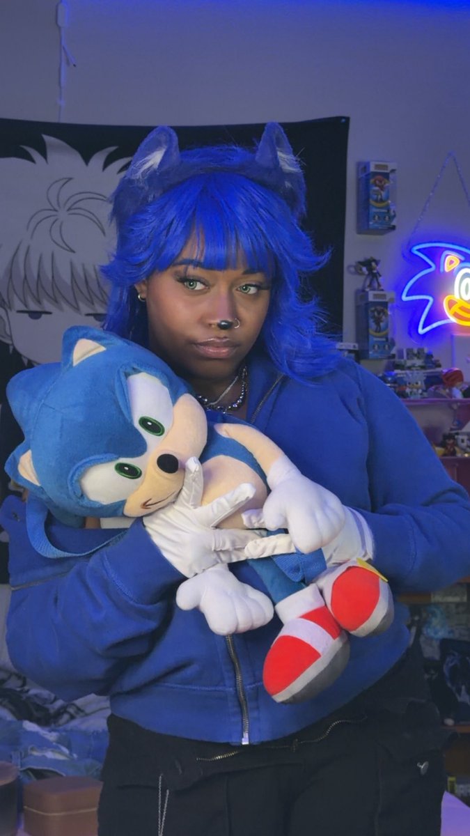 todoriah's tweet photo. gotta go fast 💨 https://t.co/2ncYNyuPdB