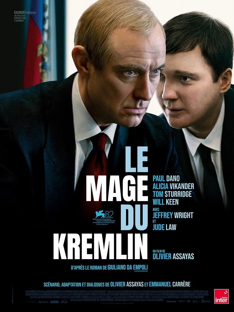 Tudumtson's tweet photo. J'ai vu Le Mage du Kremlin et je reste sur ma faim ! 
J'ai bien aimé le début on l'on découvre la transition de l'URSS en dictature mais la suite est plate. 
La suite... une succession de réunions avec aucun personnage qui sort du lot. 
Je me suis ennuyé. https://t.co/S8fYzYHq1C