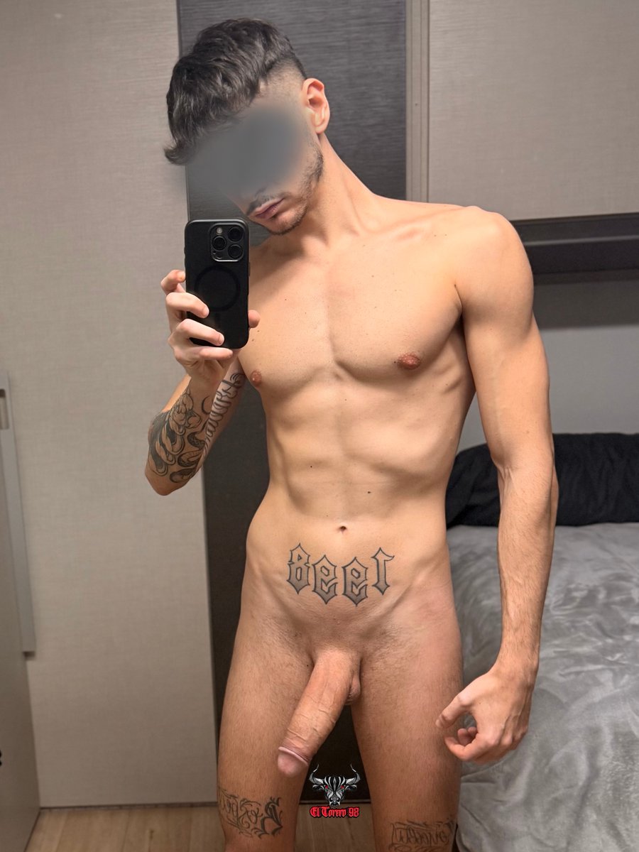 🇮🇹Quante mani servono secondo te??🤔🥵
🇺🇸How many hands are needed for u?😅🍆

❌Uncensoured -> onlyfans.com/eltorero98it
👀IG-> instagram.com/eltorero_98/