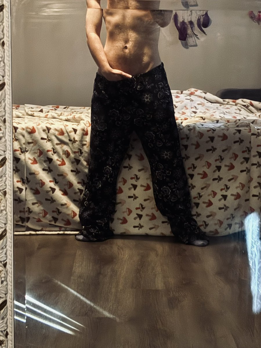 TwinkyTown's tweet photo. Use to make content pre transition. I’m just getting back into it with my partner. 
If you like gay couple content or just want to see more of me feel free to head over. 
#ftm #onlyfans #gay #nsfw #ftmnsfw https://t.co/J0miIGQpAJ