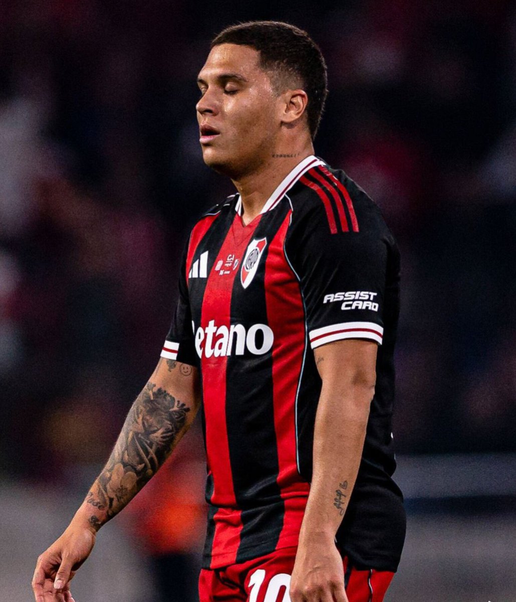 Hay que agradecer todos los días que somos contemporáneos al fútbol de Quintero con la camiseta de River.