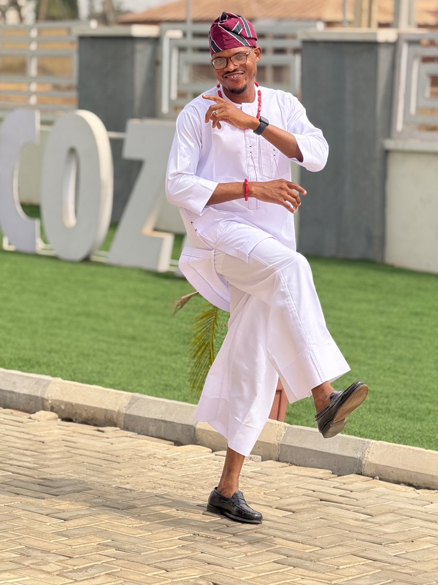 Seyi Bolaji tweet media