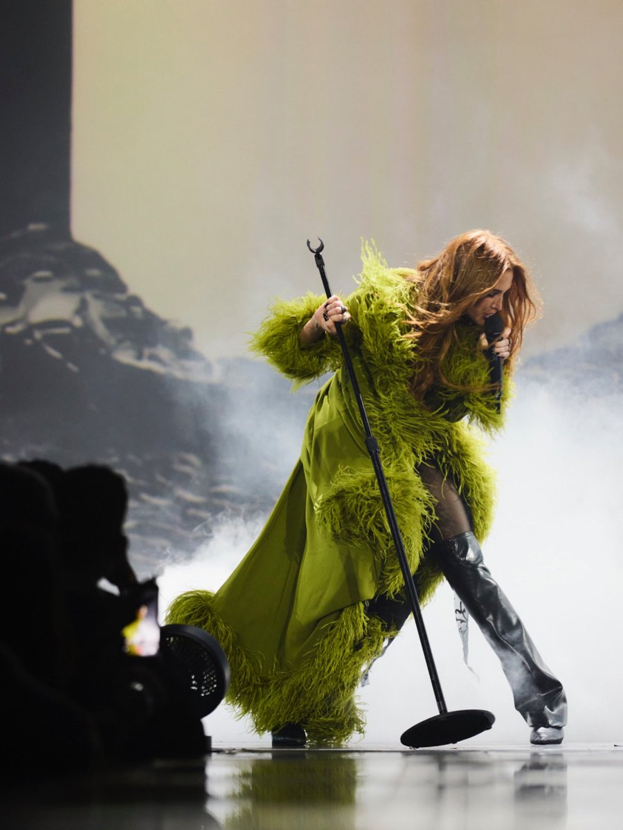 Ashlee Simpson Ross tweet media