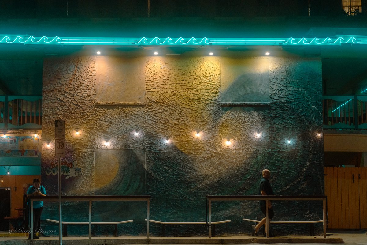 Neon Waves #StreetPhotography #Photography #Neon There's just something about neon...