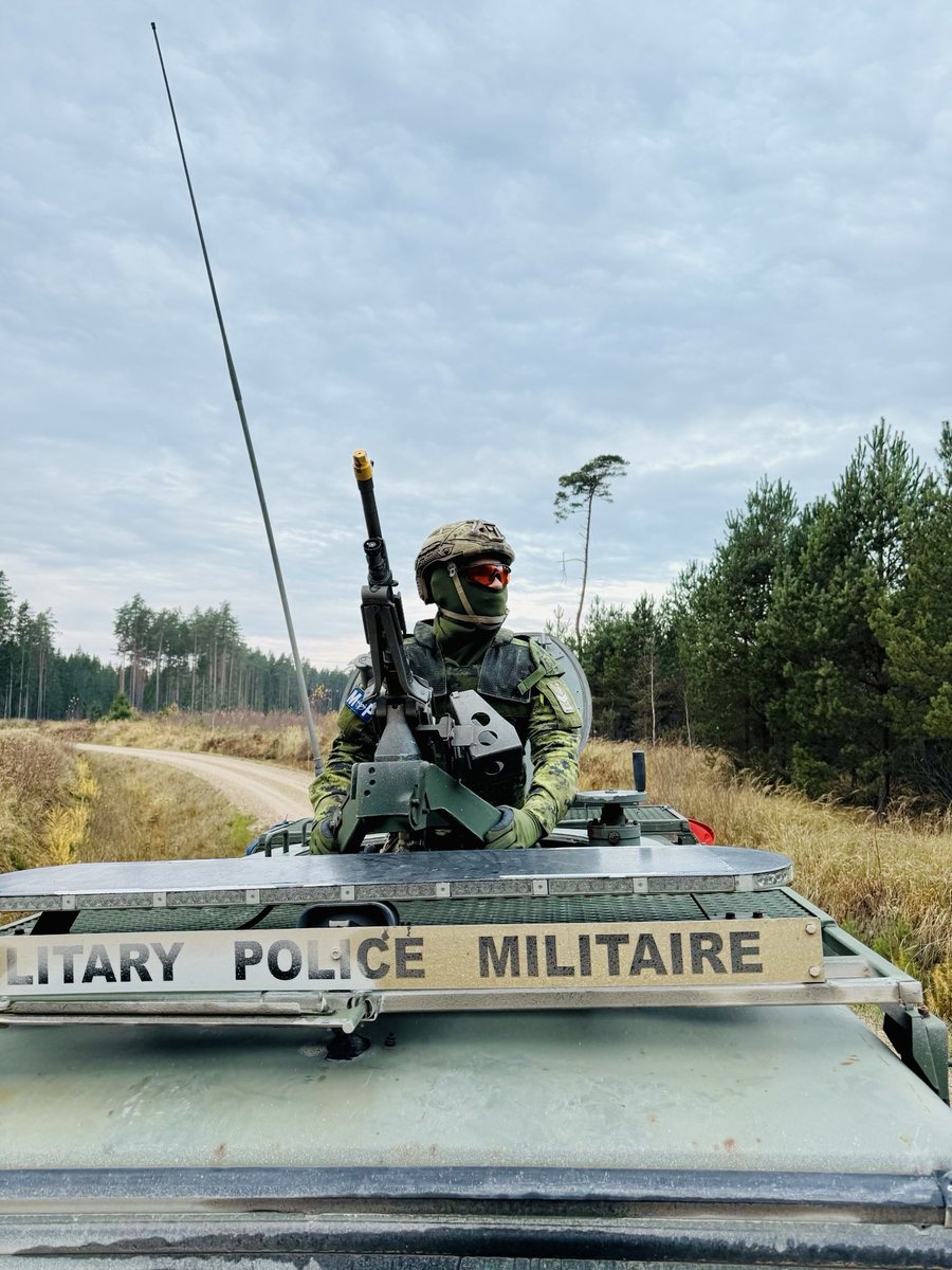 📚Haiku

Maple hearts thrive,
Canada breathes by its own—True pole, forever free. 🍁

#Hiku #ElliottMoglica #Writer #Teacher #Soldier #CanLit #Canada 🇨🇦🌎