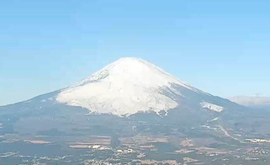 おはようございます☀
関東地方は晴れて 寒いです
9時間も寝ました
寝すぎかな？
皆様 体調に気を付けてお過ごしください