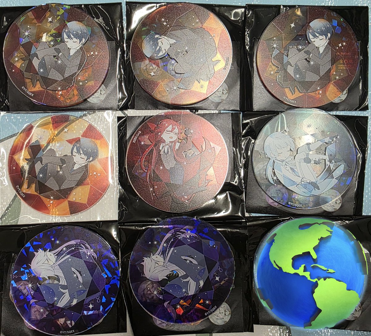 james12LED's tweet image. 黒執事　アクリルコースター　缶バッジ　　交換　譲渡を探しております。
譲)画像

求)定価＋送料
葬儀屋、セバスは単体不可。
まとめての方優先。
交換の場合は同異種シエル。
3枚目は同種セバスチャンも探しております。
都内手渡し可能になります。
宜しくお願い致します。