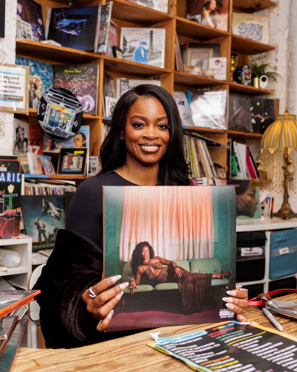 Ari Lennox tweet media