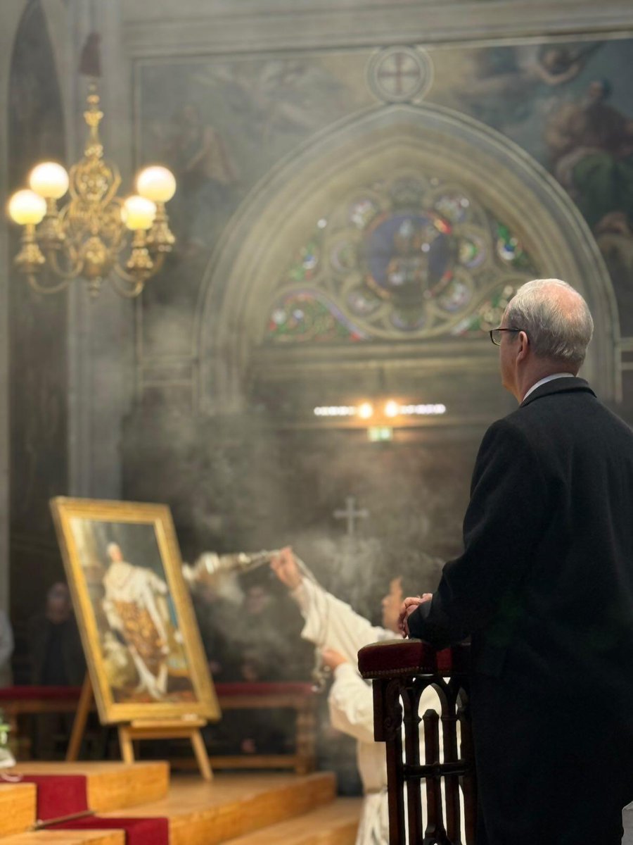 Prince Jean d'Orléans - Comte de Paris tweet media