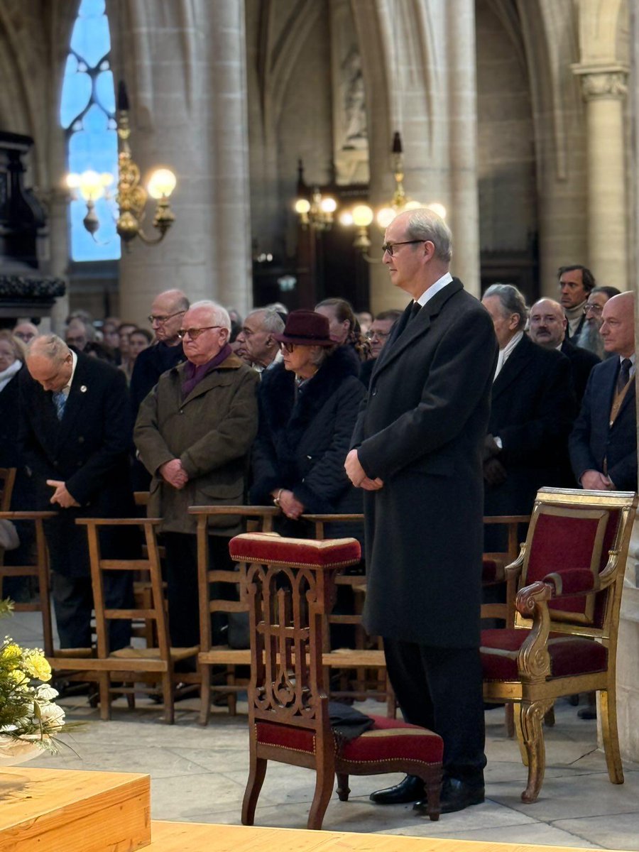 Prince Jean d'Orléans - Comte de Paris tweet media