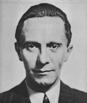 NoShins81's tweet photo. I see the resemblance
Somewhere in history these two are related
#NaziICE https://t.co/wer4ZY6A3f