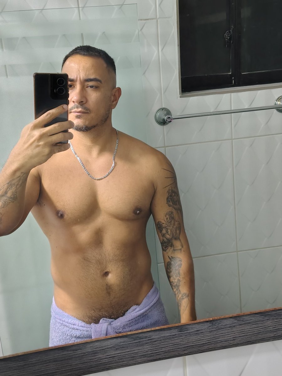 JONATHAN tweet media