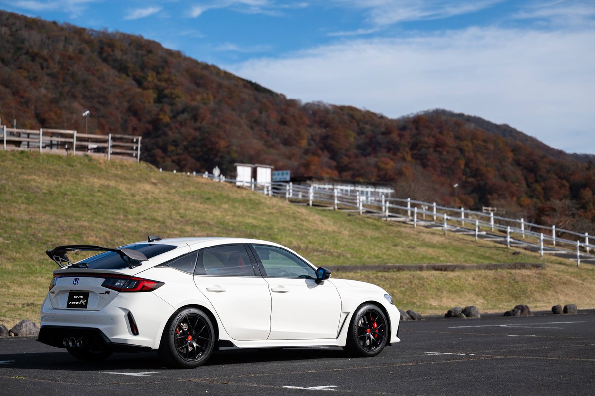 FK8FL5's tweet image. おはようございます☀
降雪が続きますね…
本日もご安全に