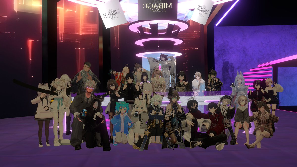 おはついの写真撮り忘れたから、今日はこの写真で！
昨日はとても楽しく飲めました！
話してくれた人ありがとうだよ♡
ちゃんと水飲んでね。
 #MIRAGE09

というわけで、皆さんおはようございます！！